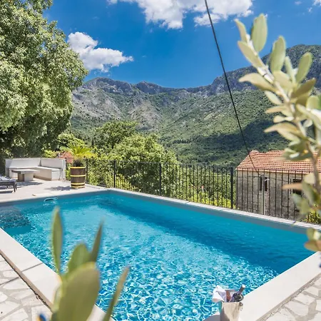 Villa Ana Zaostrog